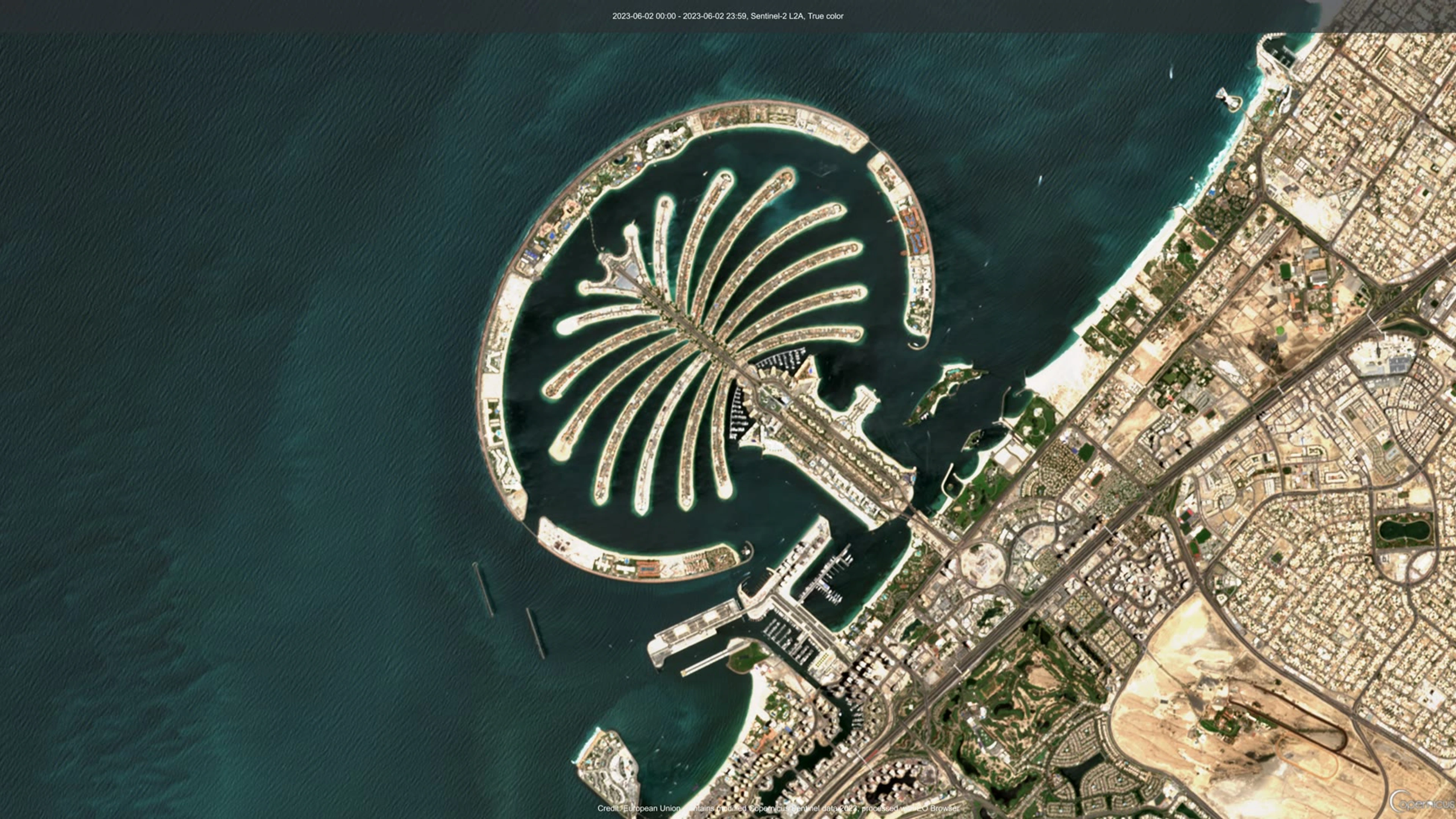 Copernicus Sentinel-2 satellite view of Palm Jumeirah and the Dubai coast.